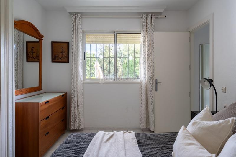 Foto 260f455f-8d73-40e9-add7-b73b371498f9. Appartement in El Faro de Calaburra - Chaparral Mijas