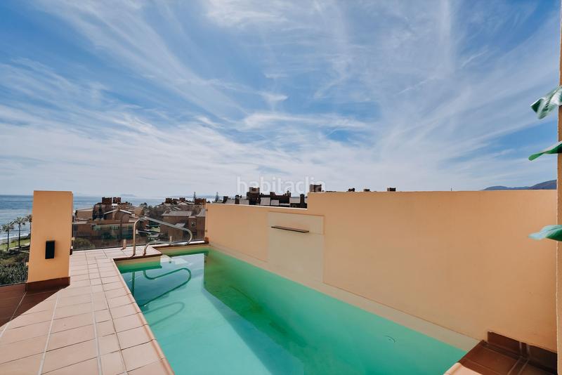 Foto c8ff5bc2-8510-4281-8f59-3b33e8c467e0. Àtic a Zona de Punta Plata Estepona
