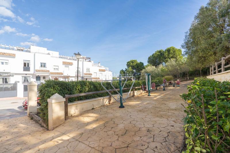 Foto 5c4ed63e-d835-4be3-afc6-03dbe634f745. Casa adossada a Torreblanca del Sol Fuengirola