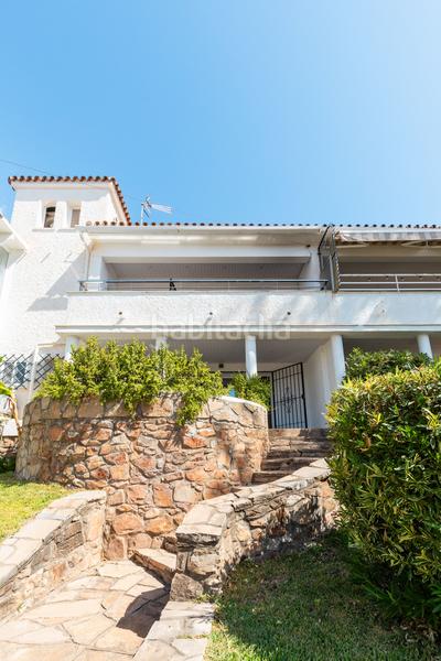 Foto 36989bb7-dd33-4750-8be9-2146234aaf8e. Maison jumelée dans Torreblanca del Sol Fuengirola