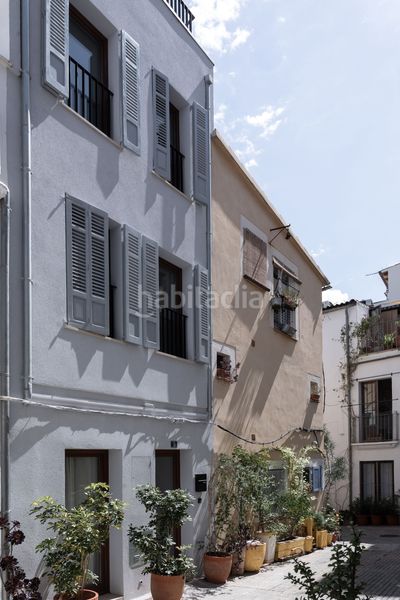Foto db655ed2-ca3b-4381-a271-f498411b6531. Casa adossada a Santa Catalina Palma de Mallorca