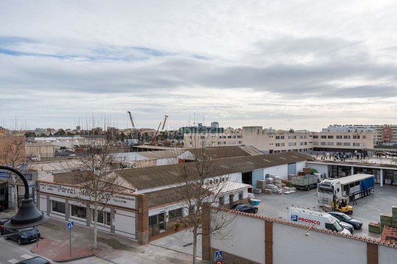 Foto 0f83baaa-8673-4ebc-a637-c4545e030b54. Apartamento en Las Flores Mijas