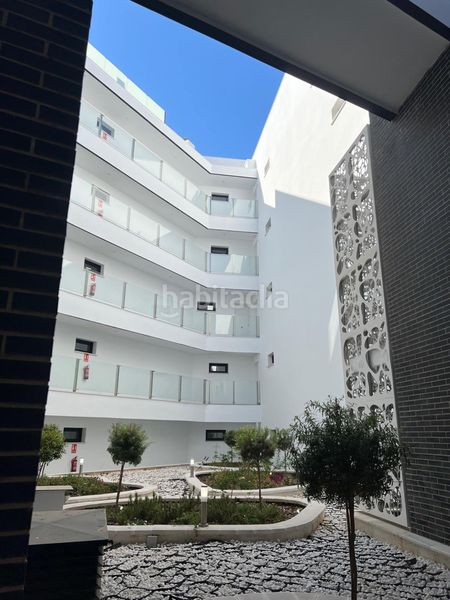 Foto efd091c7-8b70-4cbd-aaca-044d813b0c85. Apartamento en Girón - Las Delicias Málaga