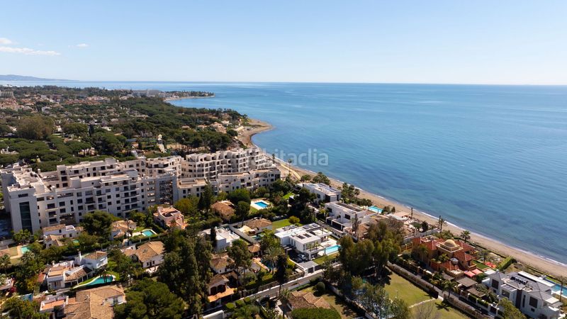 Foto 4cb59baa-187b-4e61-99ca-1b47b54c9785. Chalet dans Paraiso - Barronal Estepona