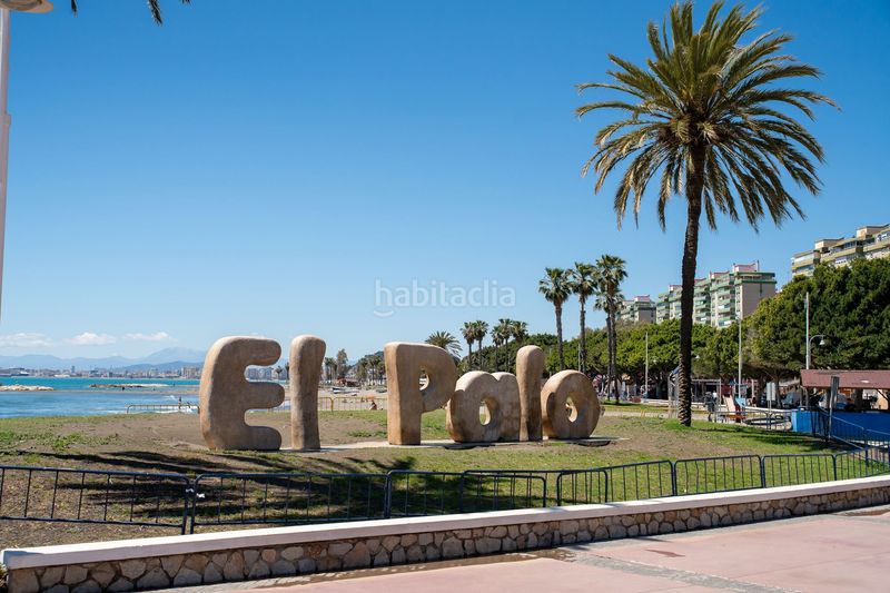 Foto 71d23570-efce-4f41-a7d4-da391a96386a. Local comercial a El Palo Málaga