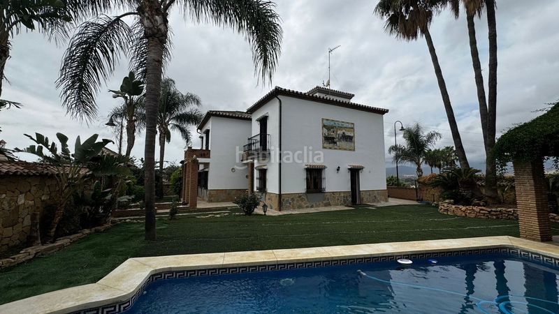 Foto 8aa2a351-64b1-40f4-aeb5-fdab57283751. Chalet en Los Ríos Mijas