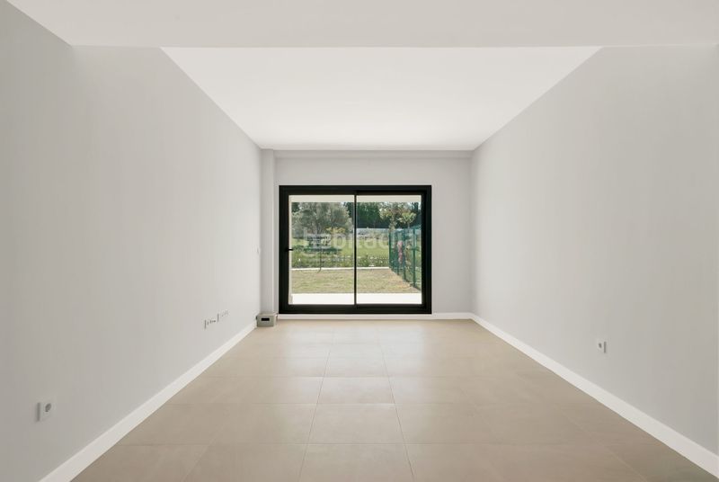 Foto fd681de4-4fcb-4473-9be1-94d686d6f94c. Apartament a La Concha - Resina Golf Estepona