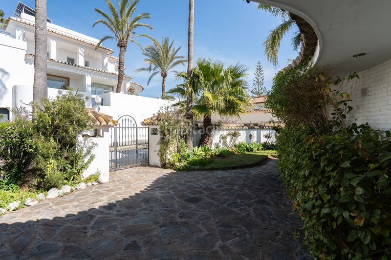 Foto 261647be-afd7-449a-b4b9-b07d1c61d07b. Chalet en Calahonda Mijas