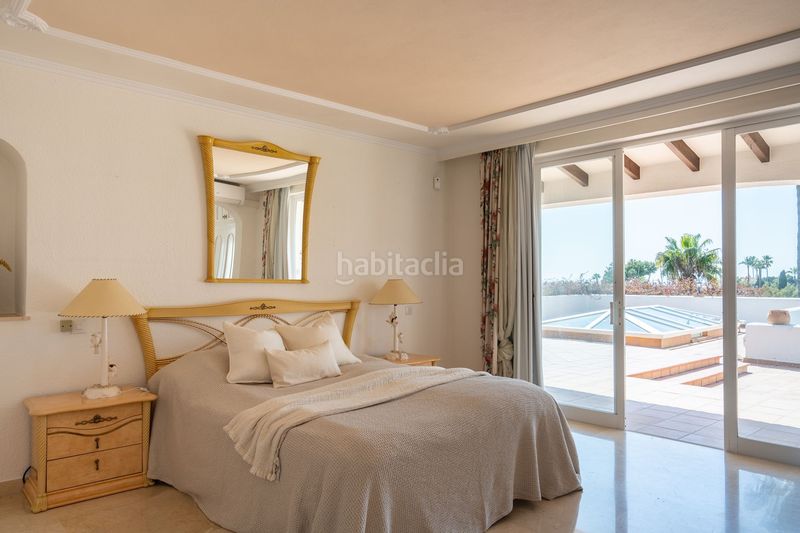 Foto f8ca4fe2-d4e6-48b2-8a63-3bea51599ba2. Chalet en Calahonda Mijas