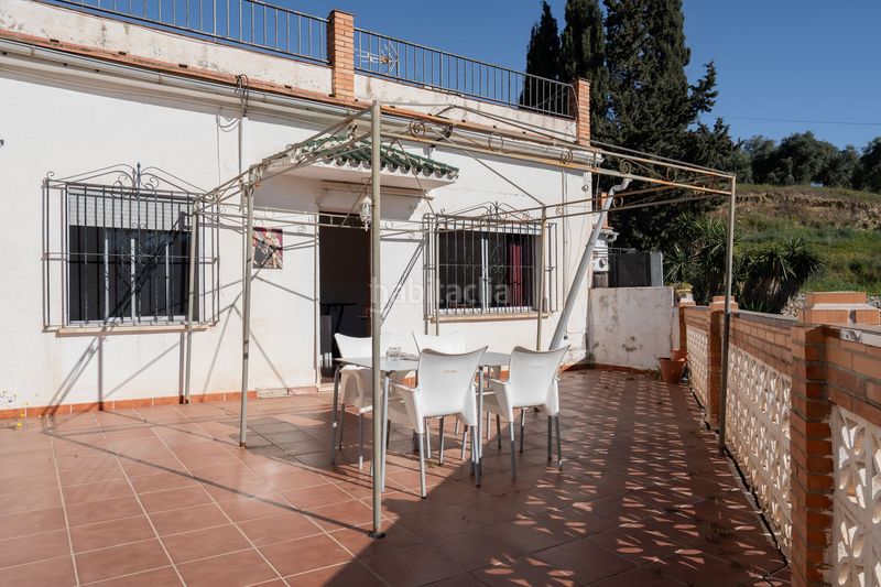Foto dc2ed225-a94e-4f00-9b20-a2eca46b9d48. Edificio en alegría de la huerta- jardín de Málaga Málaga
