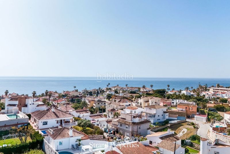 Foto 40fd49d0-cc2f-4359-bd67-f14fff46aede. Chalet en El Faro de Calaburra - Chaparral Mijas