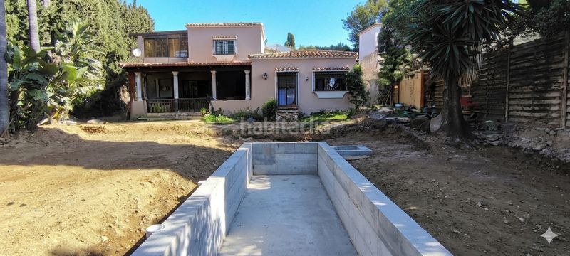 Foto 553327c8-4f5a-45d4-83a3-6e449cd5d8df. Casa en Río Real Marbella