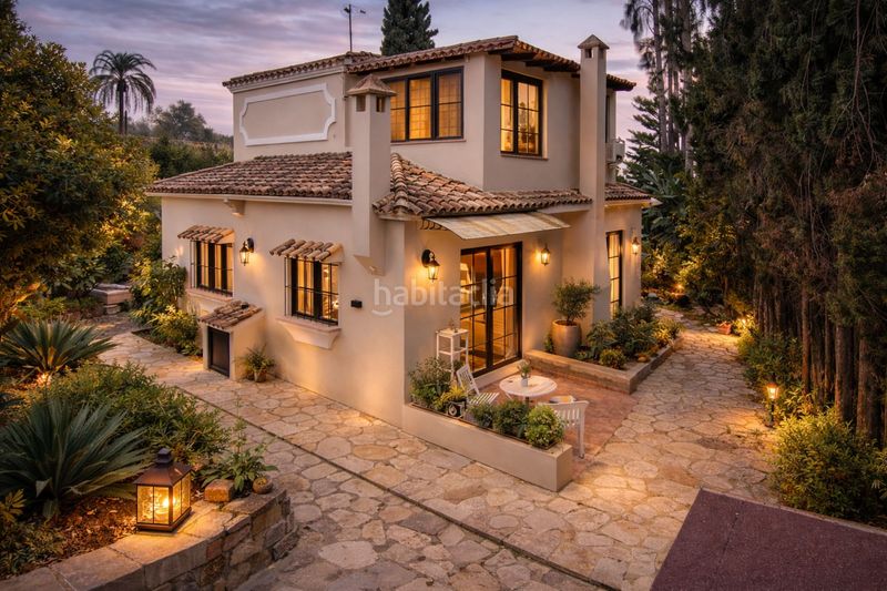 Foto e0ad6abd-4fac-475b-8e6e-27596a2eb35a. Casa en Río Real Marbella