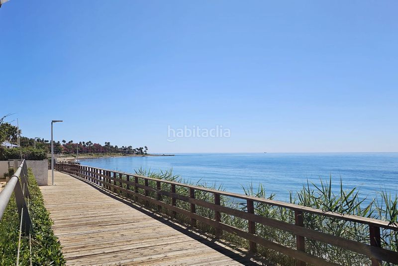 Foto ae1f75a3-a812-48ba-9f38-049fadffeabc. Reihenhaus in Guadalmansa Estepona