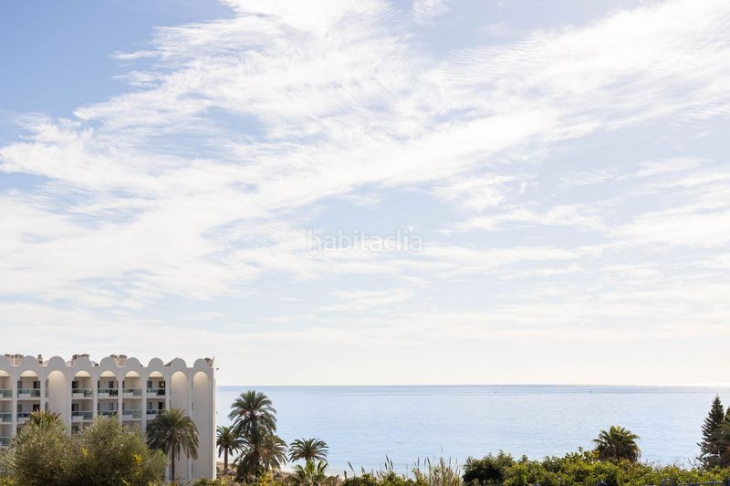 Foto b40b0ee2-ac47-4b71-b41f-5f39ec77f42b. Zweistöckige wohnung in Chaparil - Torrecilla - Punta Lara Nerja