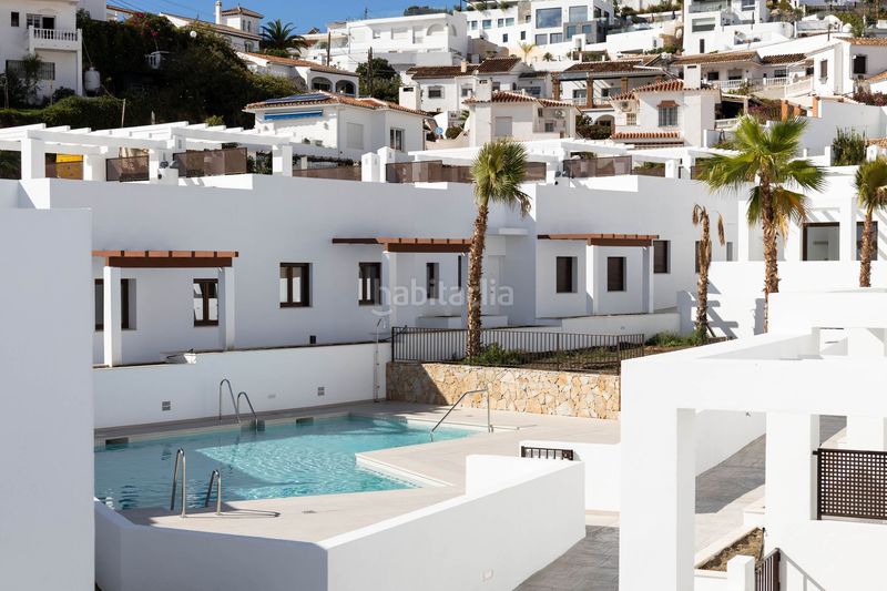 Foto b5f753e1-c2cb-41f9-b495-8fd3d125799a. Zweistöckige wohnung in Chaparil - Torrecilla - Punta Lara Nerja