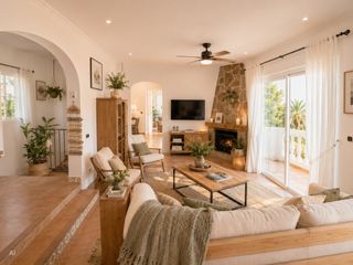 Chalet in El Faro de Calaburra - Chaparral