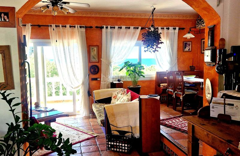 Foto 00bbcdf7-e959-46f1-b77d-fa0ffe528b7f. Xalet a El Faro de Calaburra - Chaparral Mijas