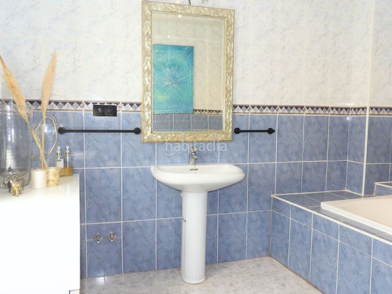 Foto 4325499c-dc0e-42fe-a1d8-e1693dfd2e81. Casa adosada en Guaro