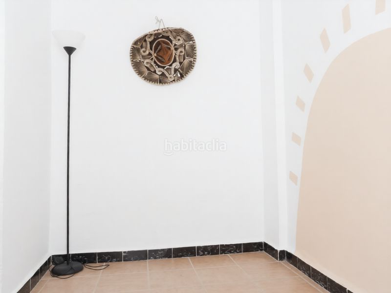 Foto 052adc8b-e7c5-4b69-9179-a0d509f70069. Casa adossada a Guaro