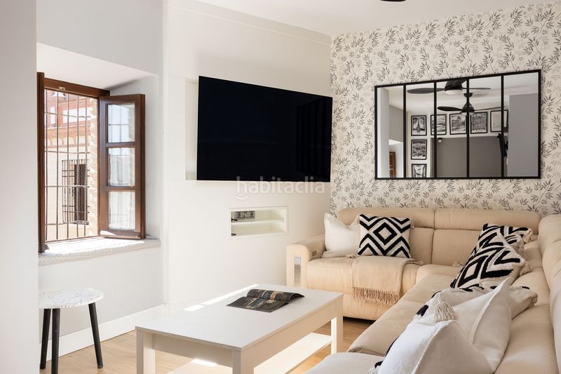 Foto 0c1c2377-34ff-4968-8f68-cd8c8324d7ff. Ático en Centro Antequera