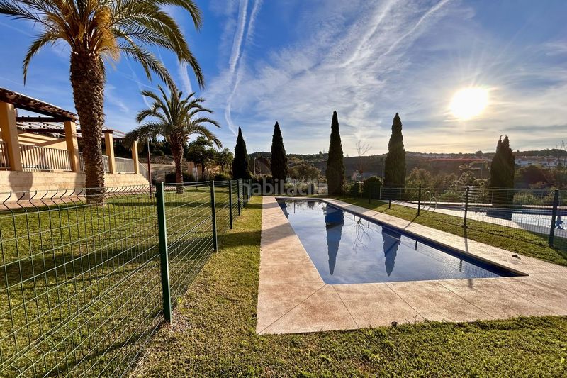 Foto 964b2357-ba28-411b-8f65-2cbbb577e9c7. Casa adossada a Hipódromo - Cerrado del Águila Mijas