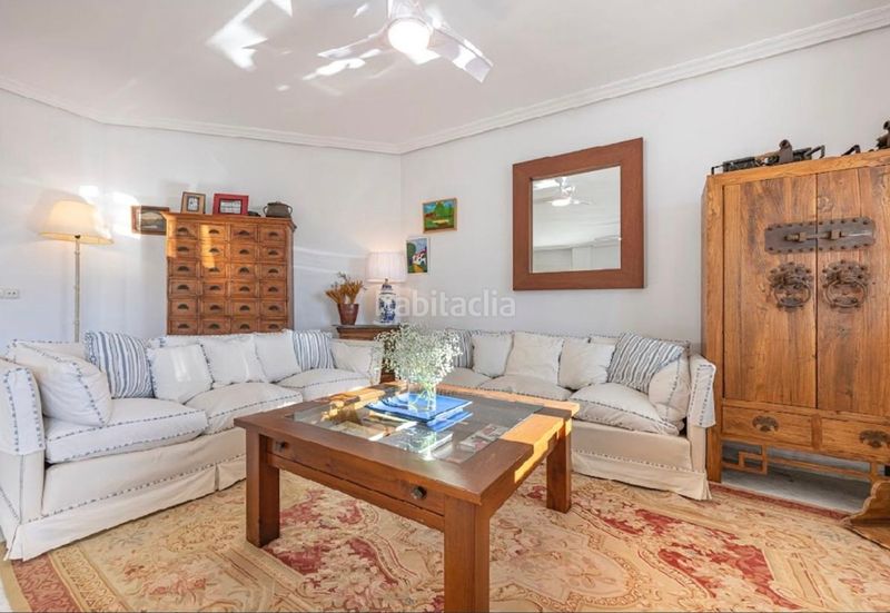 Foto c0a9a164-f5b1-4ce0-b115-559e9eace79b. Apartament a bahía de Marbella Marbella