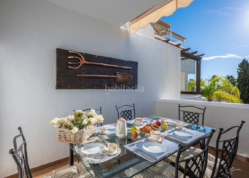 Foto 17ee0bd4-b361-4acd-8092-8698cb34089d. Apartamento en bahía de Marbella Marbella
