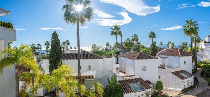 Foto 24c1f0c5-a9b1-4854-bf54-243e8d3bc449. Apartamento en bahía de Marbella Marbella