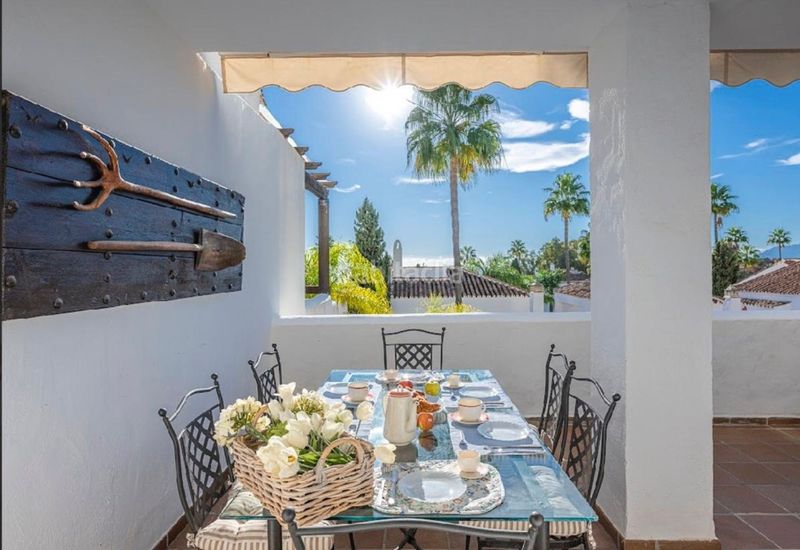 Foto b1ff8b30-b67d-4e46-adc2-23270b63579c. Apartamento en bahía de Marbella Marbella