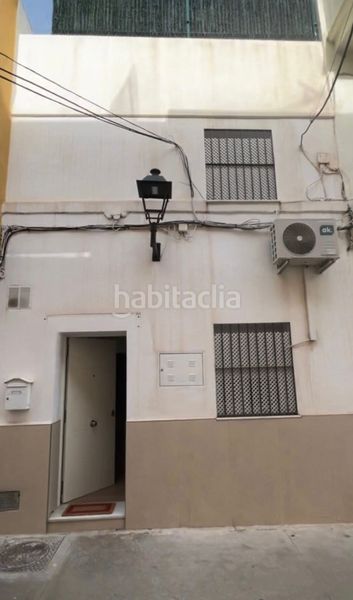 Foto ec8edd01-cbd2-4b0e-a6e7-a34719190cae. Casa adosada en El Molinillo - Capuchinos Málaga