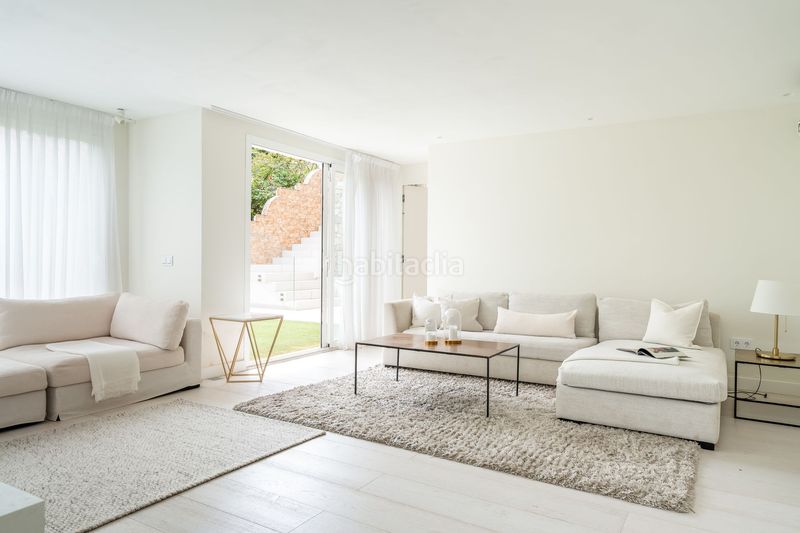 Foto c278e0fd-a3f3-4d02-af1f-74465df8b30f. House in Los Naranjos Marbella