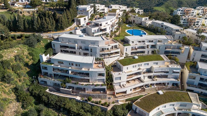 Foto 0c491b68-7fa2-41d1-9588-2dc904d7595d. Àtic a Alto de los Monteros Marbella