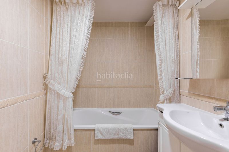 Foto 959bed3a-af63-41b3-ac85-ed126d4bd386. Apartament a Puerto Deportivo Fuengirola