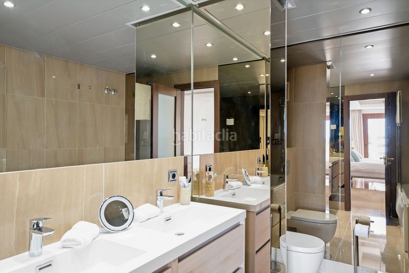 Foto a557229e-0b3d-427a-abf2-54483de2f727. Rent penthouse in Zona de Punta Plata Estepona
