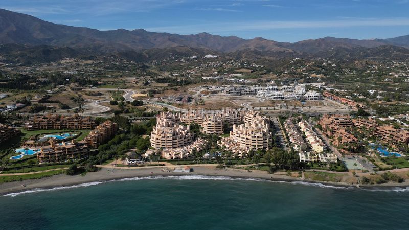 Foto d49b40d8-7859-4da7-a007-f73f861ed488. Rent penthouse in Zona de Punta Plata Estepona