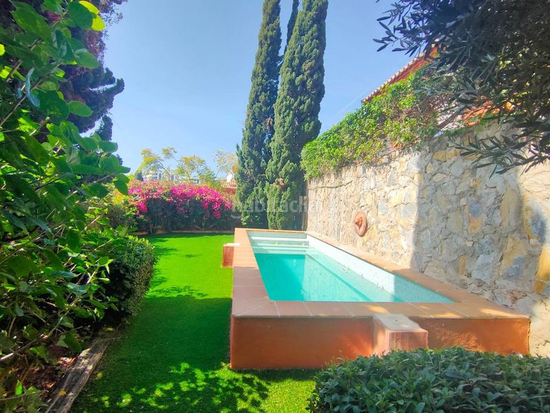 Foto e267800f-c106-464b-a6af-b4424eac9ffd. Miete reihenhaus in bahía de Marbella Marbella