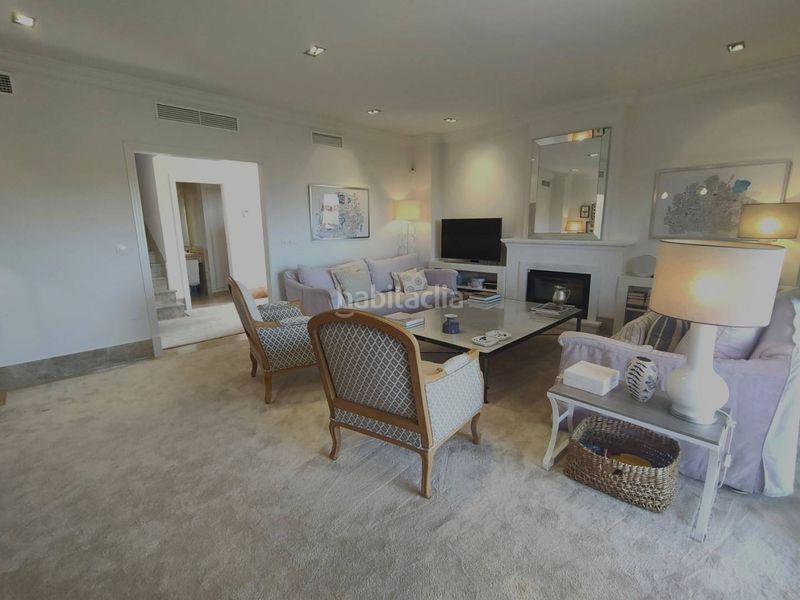Foto f70c135d-35f0-4a99-ba1f-584618094153. Miete reihenhaus in bahía de Marbella Marbella