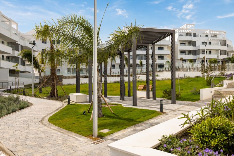 Foto 8957af98-b3b8-48cb-a2e8-5ccfd03ec64d. Apartamento en Limonar Málaga