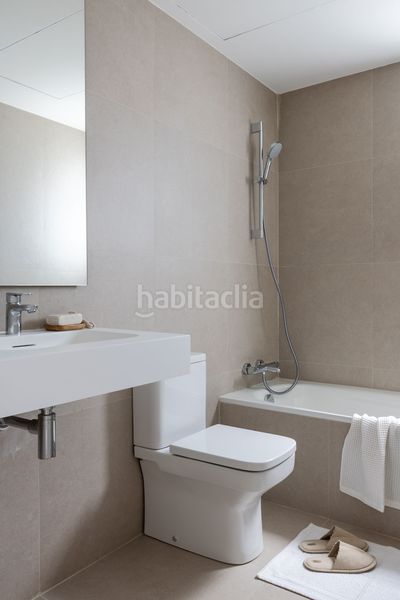 Foto c5be9d2f-968d-4647-83a3-d3c809d56f0c. Apartamento en Limonar Málaga