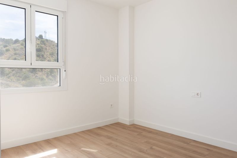 Foto f99935a6-b962-4847-be5b-e06f25ab85ae. Apartamento en Limonar Málaga
