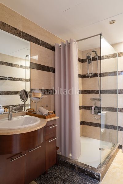 Foto 51e64c38-3a2e-4331-9a9e-d5e671d914ef. Casa adossada a Nagüeles Alto Marbella