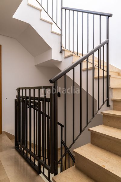 Foto 77092234-e1a5-4d50-9e96-9cfce37ef593. Casa adossada a Nagüeles Alto Marbella