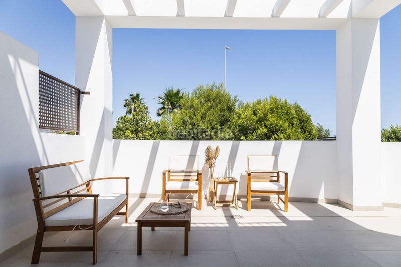 Foto eff18440-0042-4315-8244-900936a9f3a3. Zweistöckige wohnung in Chaparil - Torrecilla - Punta Lara Nerja