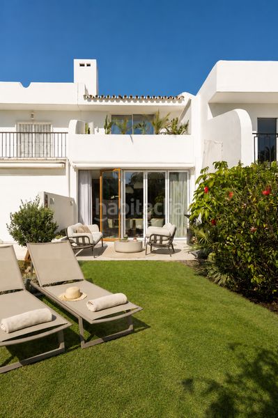 Foto c0dc83d1-d13b-4cc2-b8bf-07255006a38a. Casa adossada a Aloha Marbella