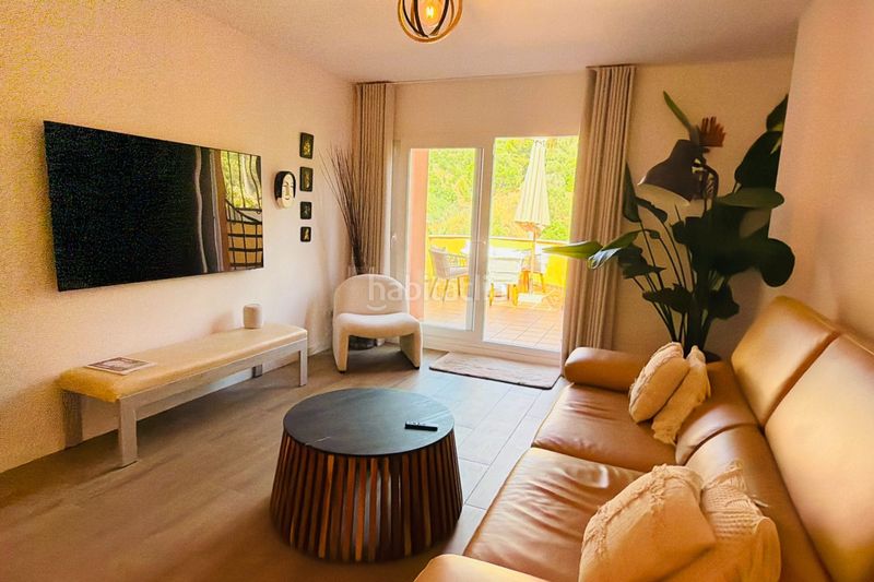 Foto 608fd4d2-893d-4b3a-a39e-ed2be3cc04bb. Dúplex en reserva de Marbella Marbella
