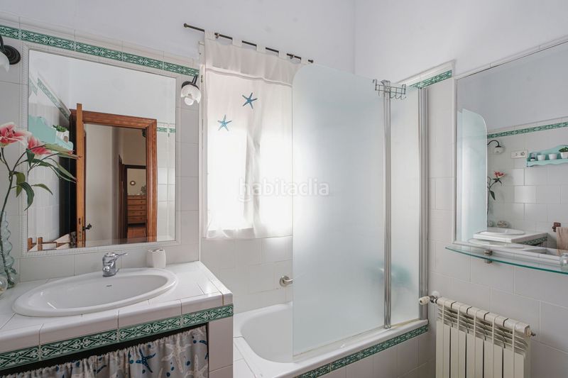 Foto bdbacaa5-454d-4857-8145-e30672a80a3e. Masia a Limonar Málaga