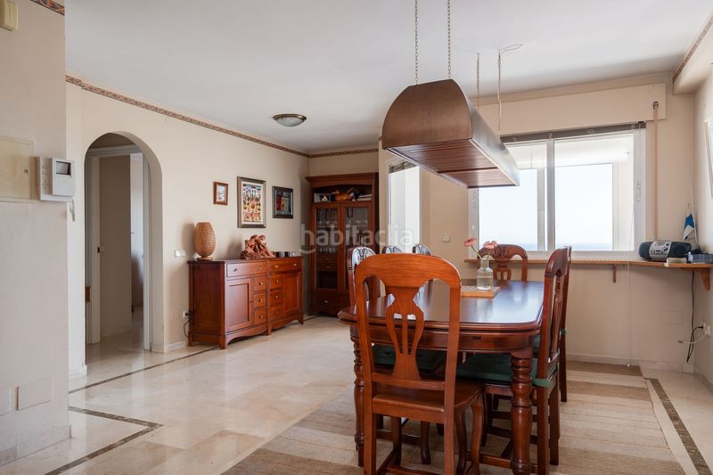 Foto ccbf00de-6c8b-42b2-824e-f83ef84932da. Casa adossada a Centro Benalmádena