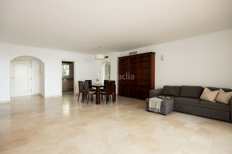 Foto bde582b9-542c-46d0-9a28-6d1c0b61ed4f. Apartament a Calahonda Mijas