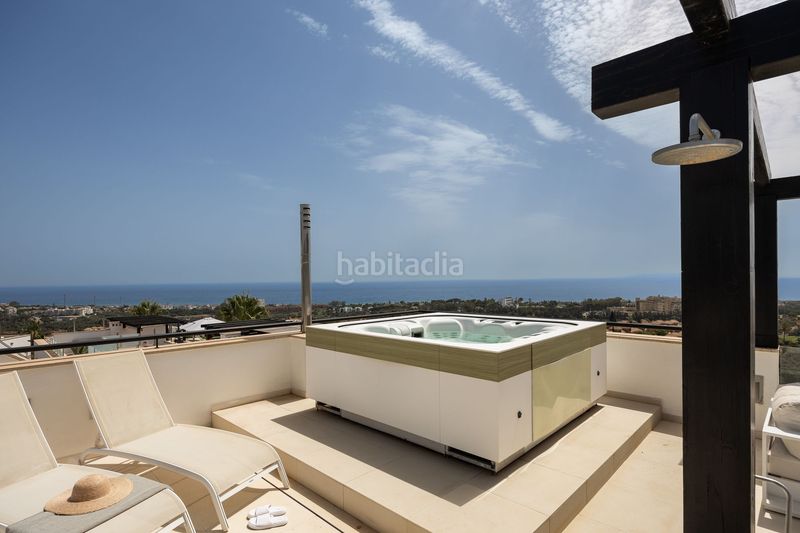 Foto 852a941a-3d54-4b1d-b3a1-4a0ec0c971fc. Chalet en Santa Clara Marbella